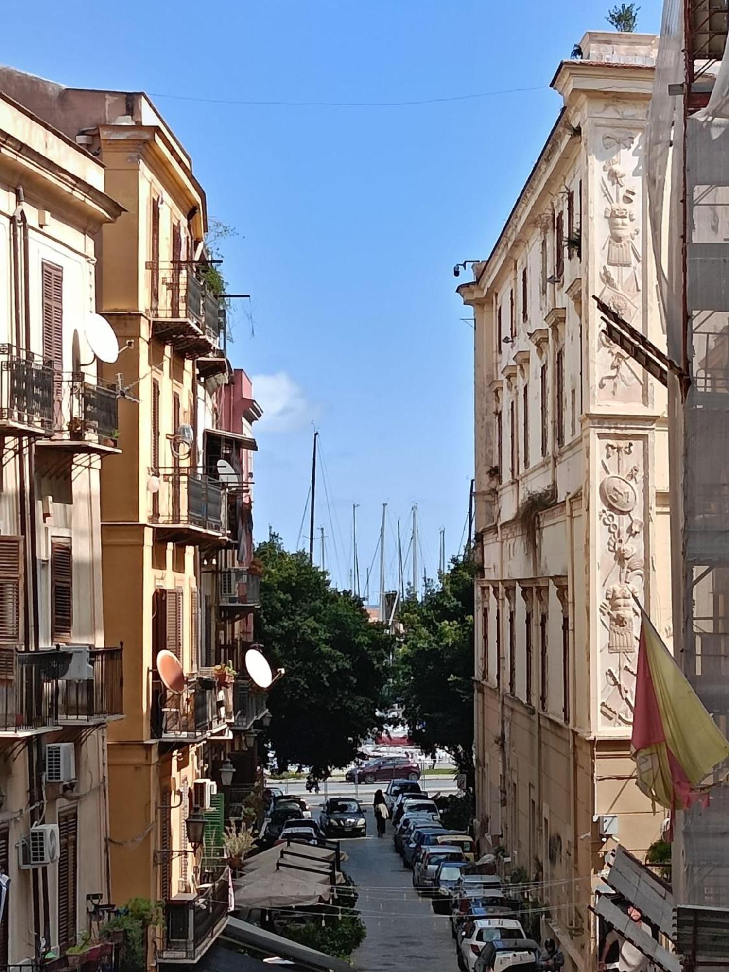 We # Are Ai Cassarelli Apartment Palermo Luaran gambar