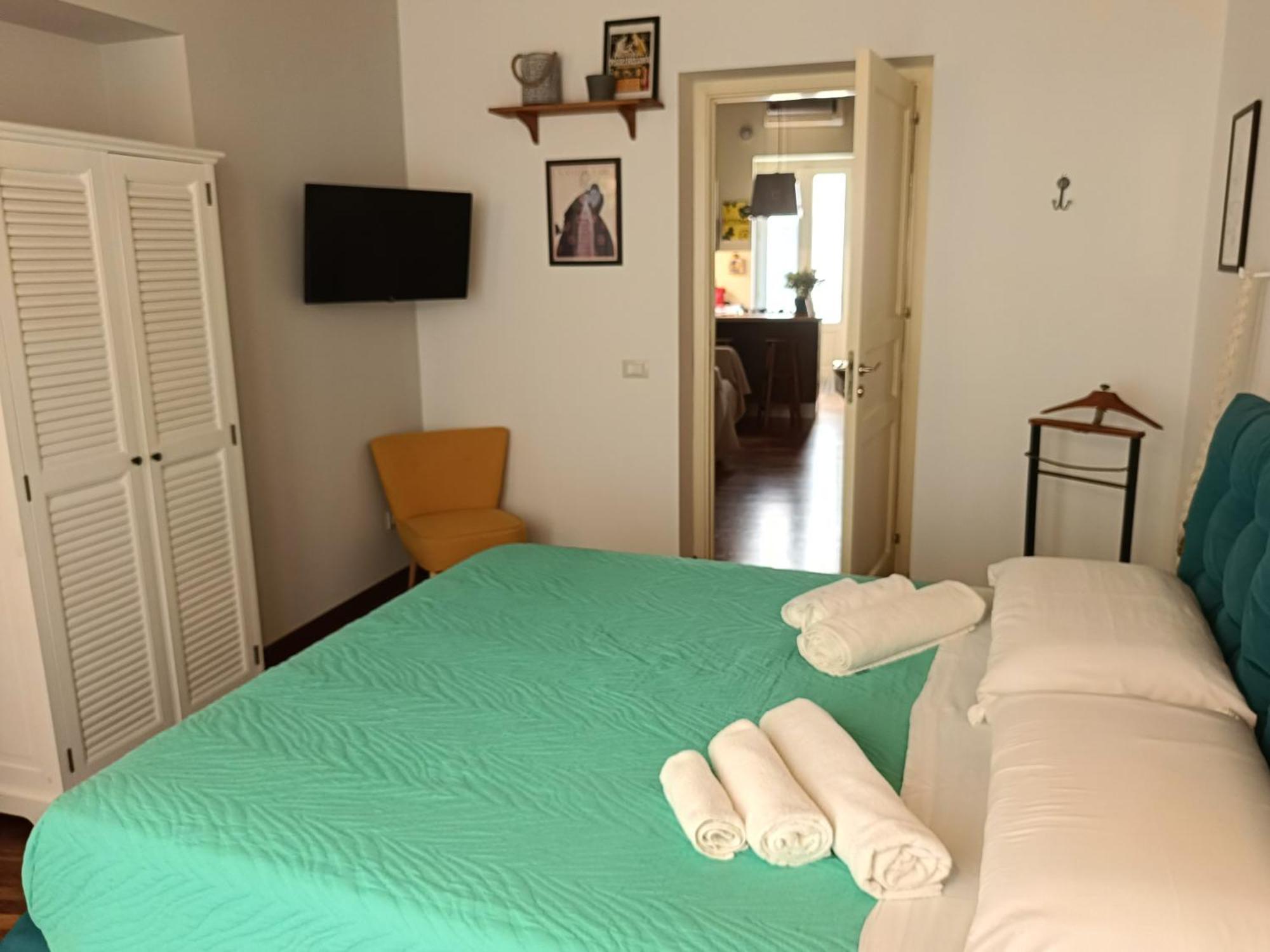 We # Are Ai Cassarelli Apartment Palermo Luaran gambar